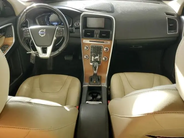 2016 VOLVO XC60 T5 PLATINUM  