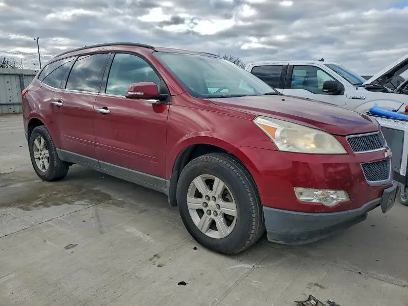 2011 CHEVROLET TRAVERSE LT  