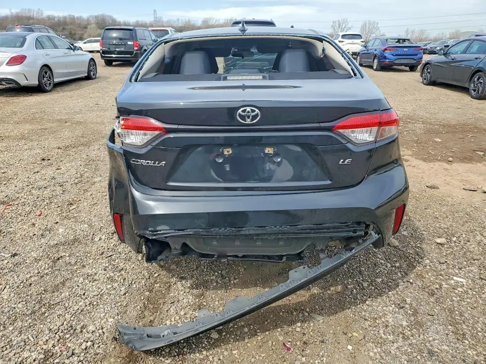 2021 TOYOTA COROLLA LE  