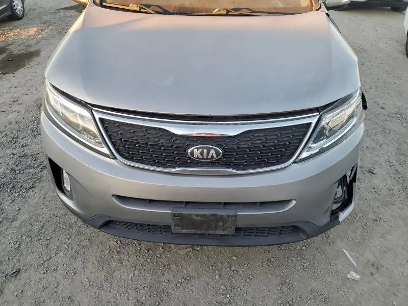 2014 KIA SORENTO LX  