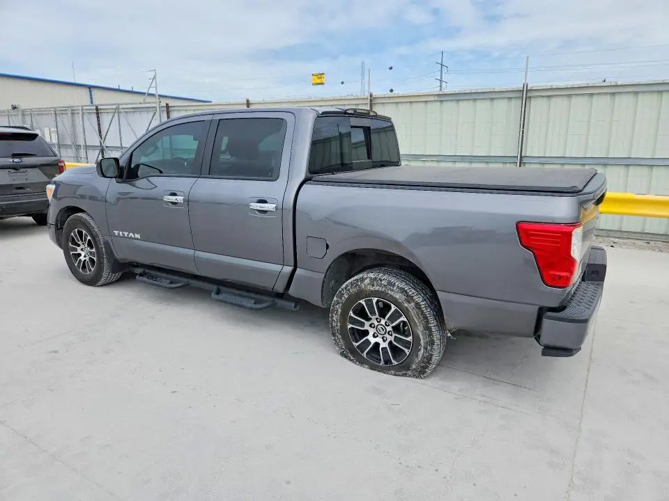 2021 NISSAN TITAN SV  