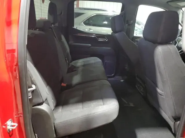 2024 CHEVROLET SILVERADO K1500 LT  