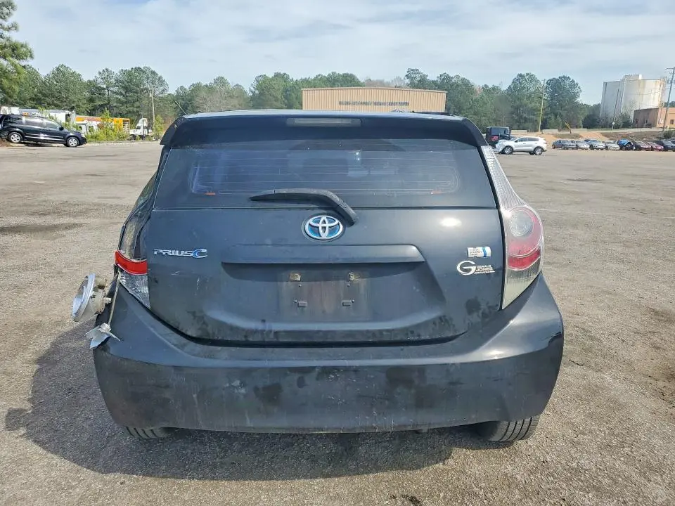 2014 TOYOTA PRIUS C TWO  