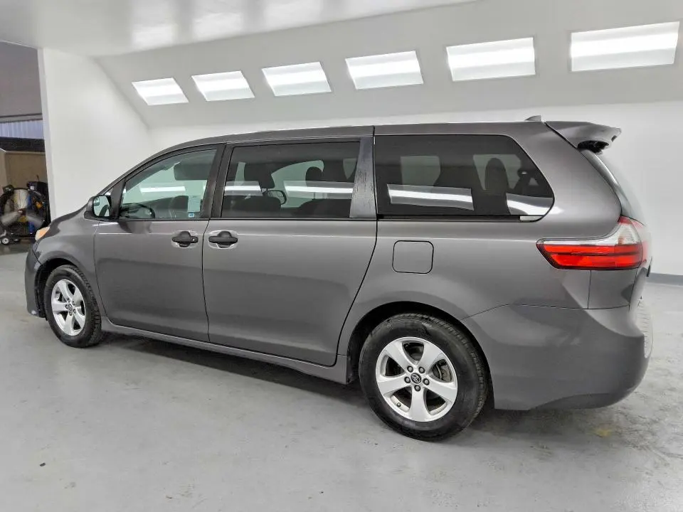 2020 TOYOTA SIENNA L 7-PASSENGER  