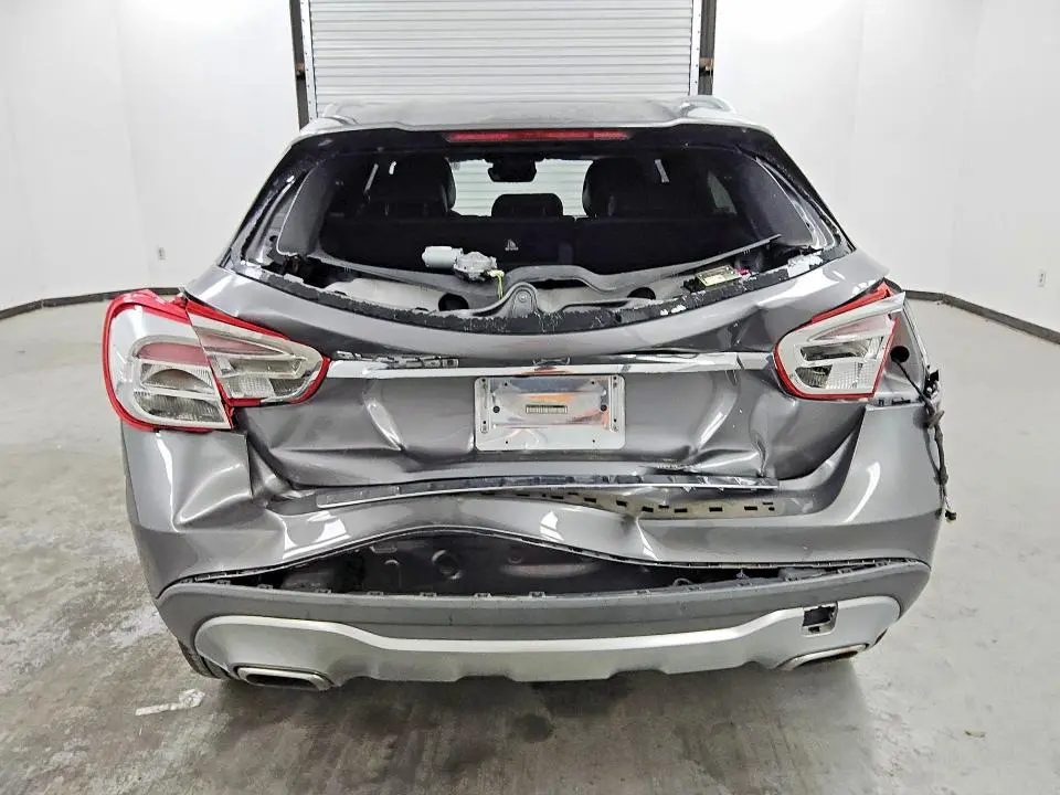 2020 MERCEDES-BENZ GLA 250  