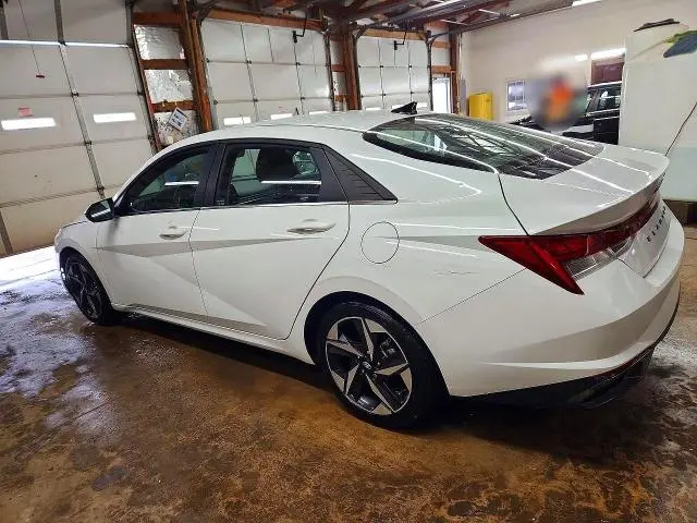 2021 HYUNDAI ELANTRA SEL  
