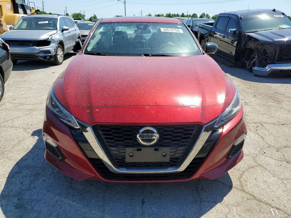 2022 NISSAN ALTIMA SR  