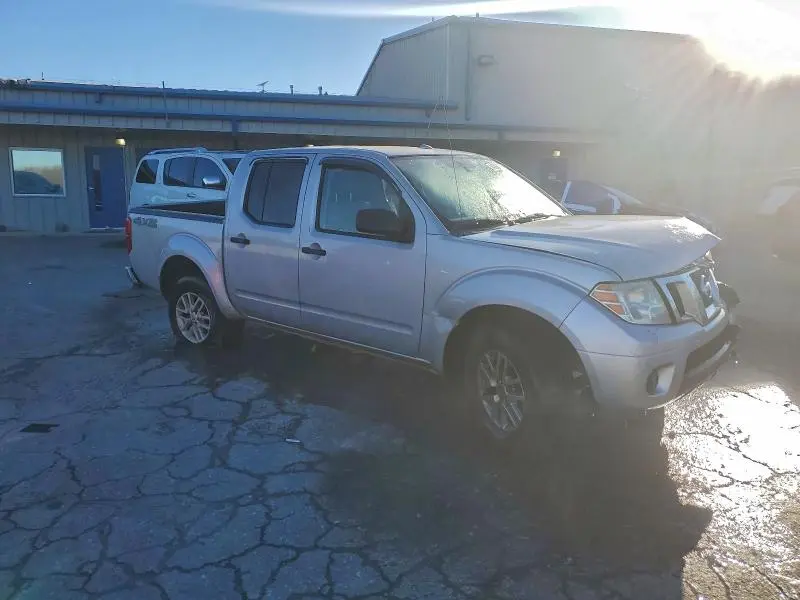 2016 NISSAN FRONTIER S  
