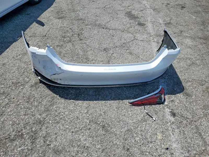2024 LEXUS ES 300H BASE  