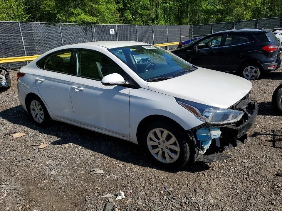 2020 HYUNDAI ACCENT SE  