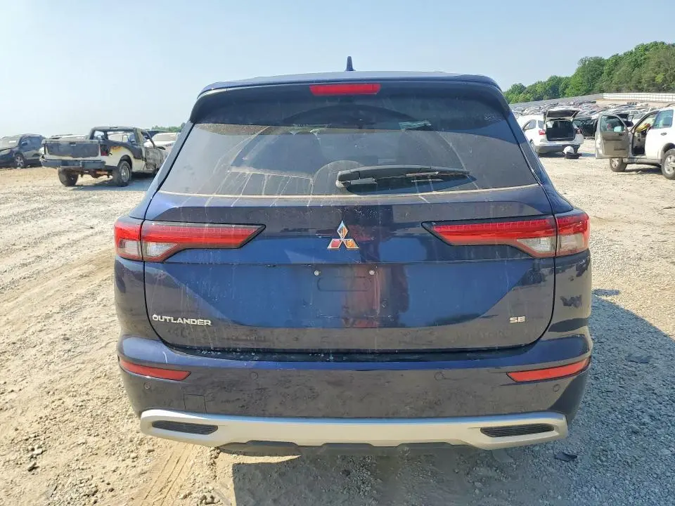 2023 MITSUBISHI OUTLANDER SE  