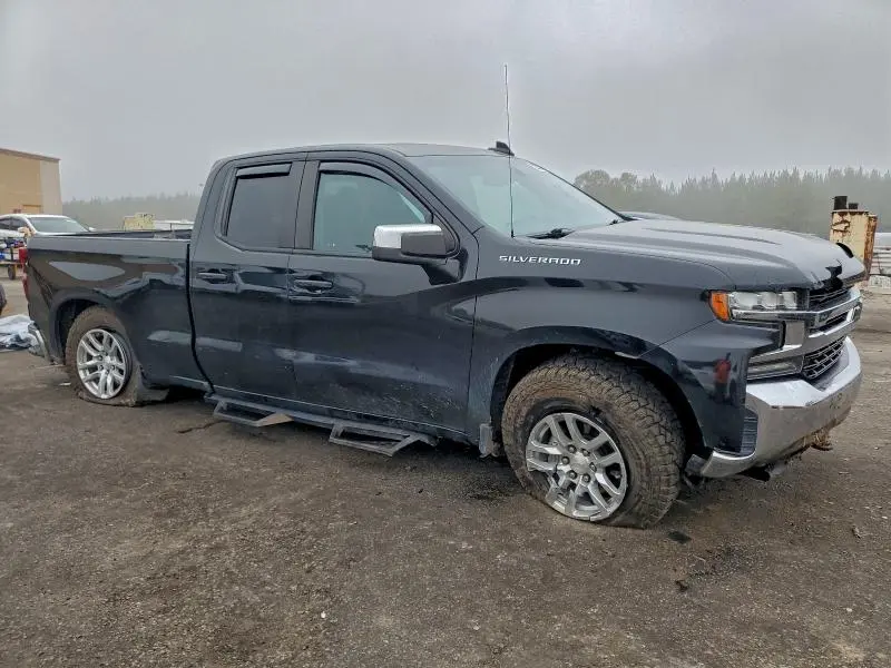 2020 CHEVROLET SILVERADO K1500 LT  
