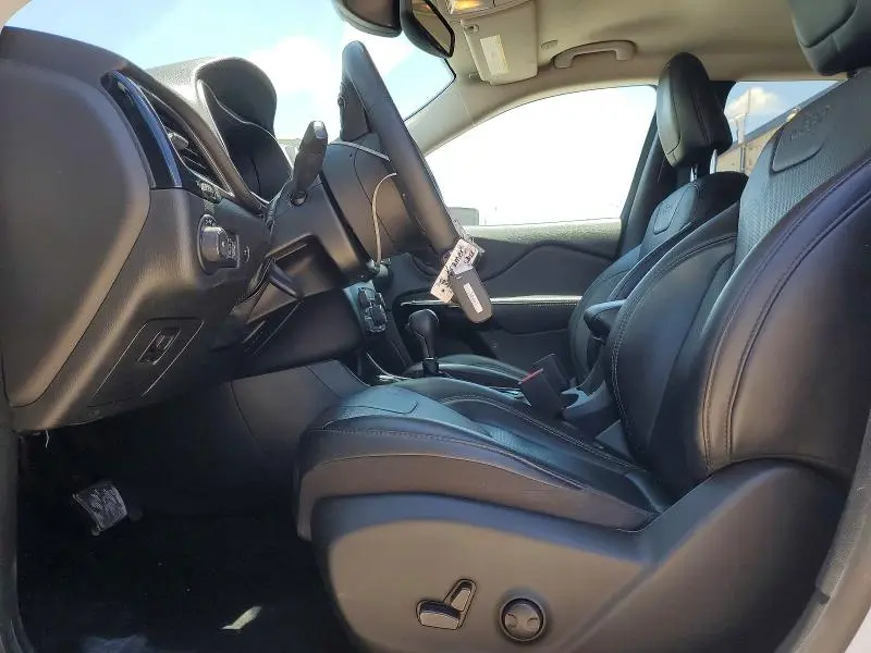 2023 JEEP CHEROKEE ALTITUDE LUX  