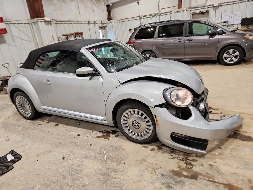 2014 VOLKSWAGEN BEETLE   