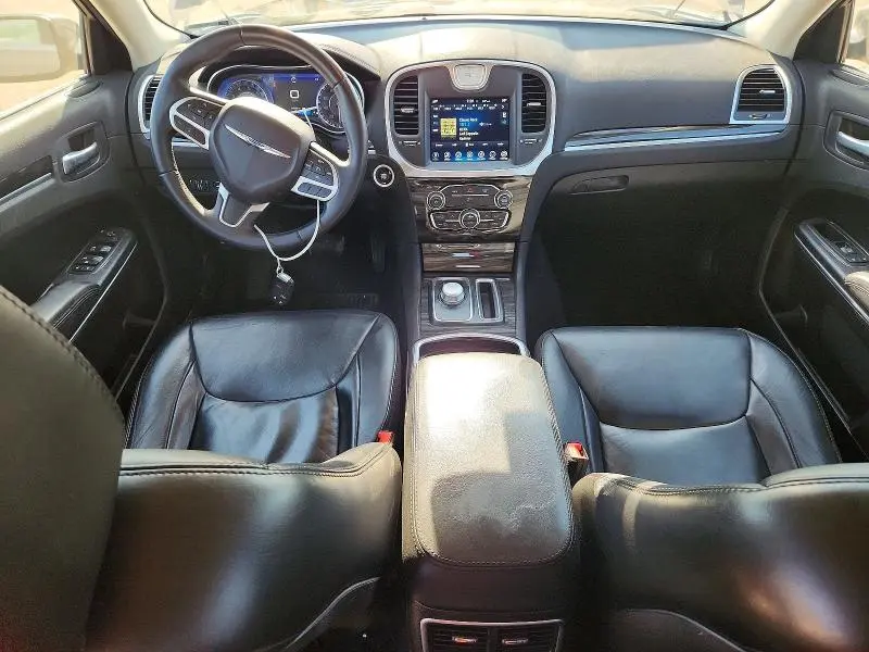 2017 CHRYSLER 300 LIMITED  