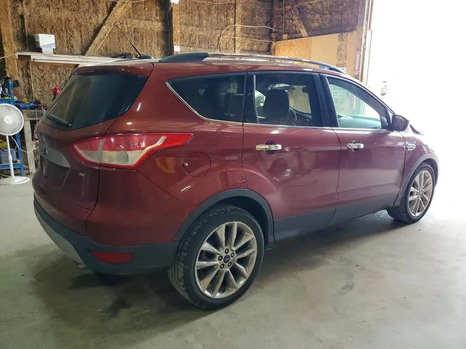2016 FORD ESCAPE SE  