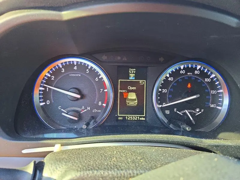 2015 TOYOTA HIGHLANDER LIMITED  