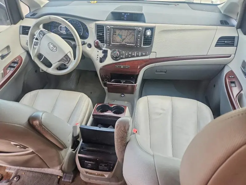 2012 TOYOTA SIENNA XLE 8-PASSENGER  
