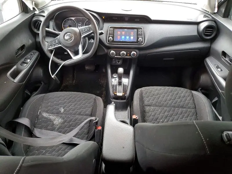 2021 NISSAN KICKS S  