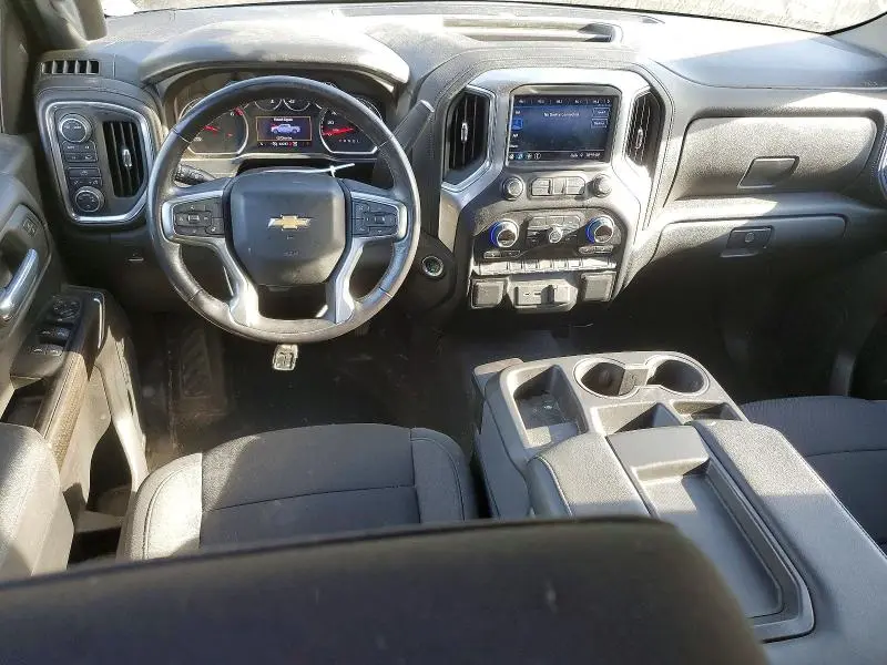 2021 CHEVROLET SILVERADO K1500 LT  