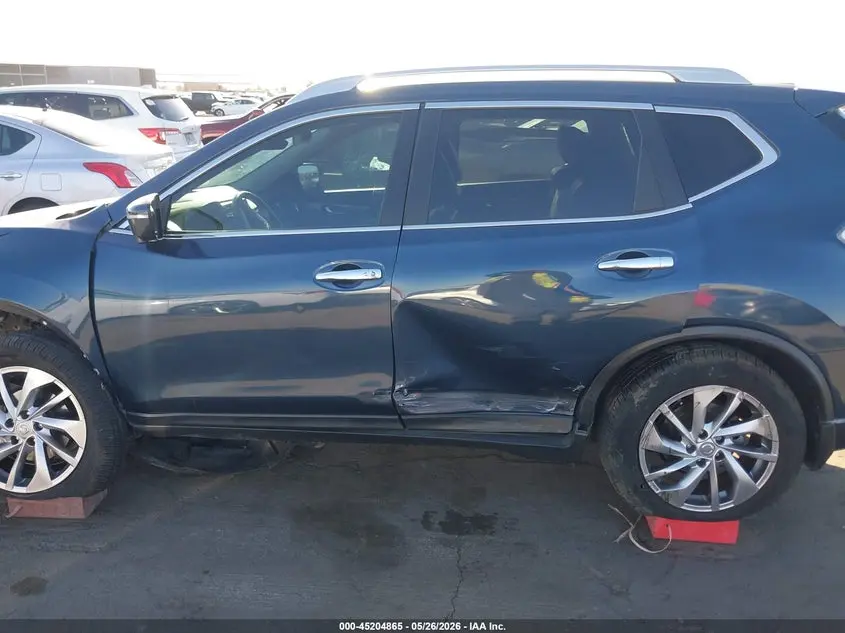 2015 NISSAN ROGUE SL