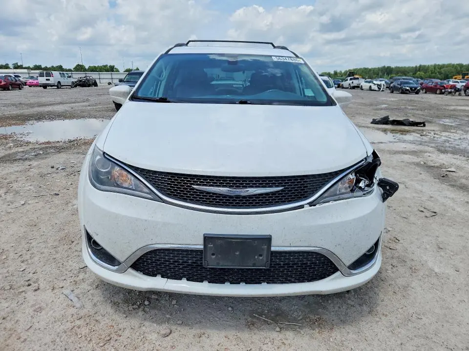 2017 CHRYSLER PACIFICA TOURING L  