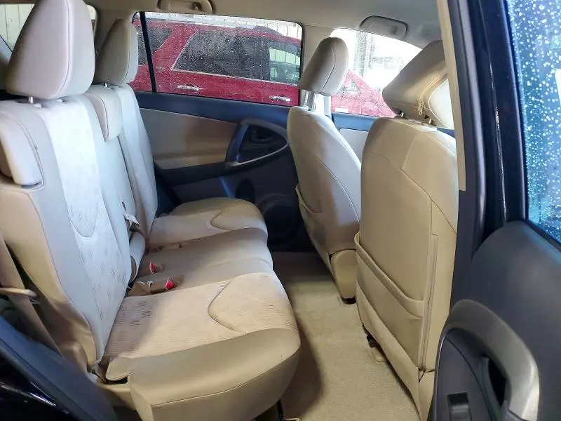 2011 TOYOTA RAV4 BASE  