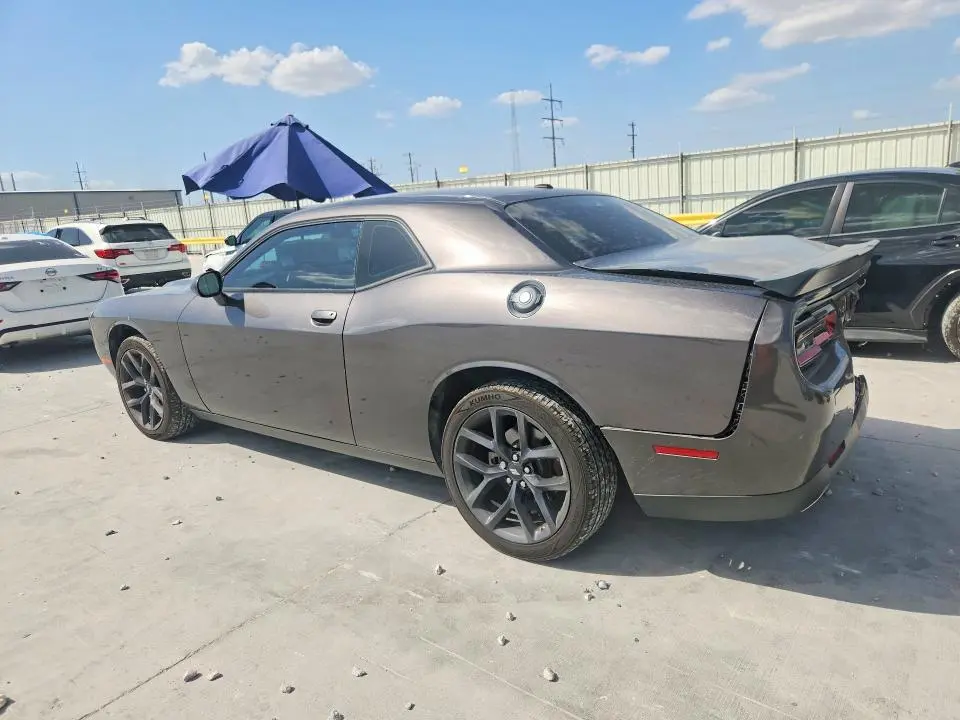 2023 DODGE CHALLENGER SXT  