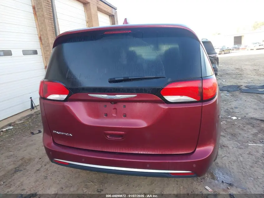2017 CHRYSLER PACIFICA TOURING PLUS