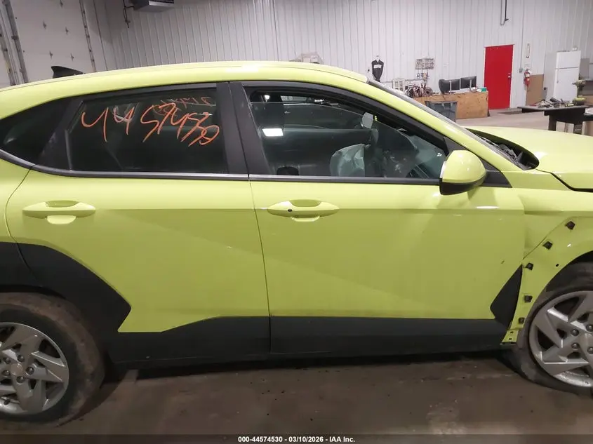 2024 HYUNDAI KONA SE