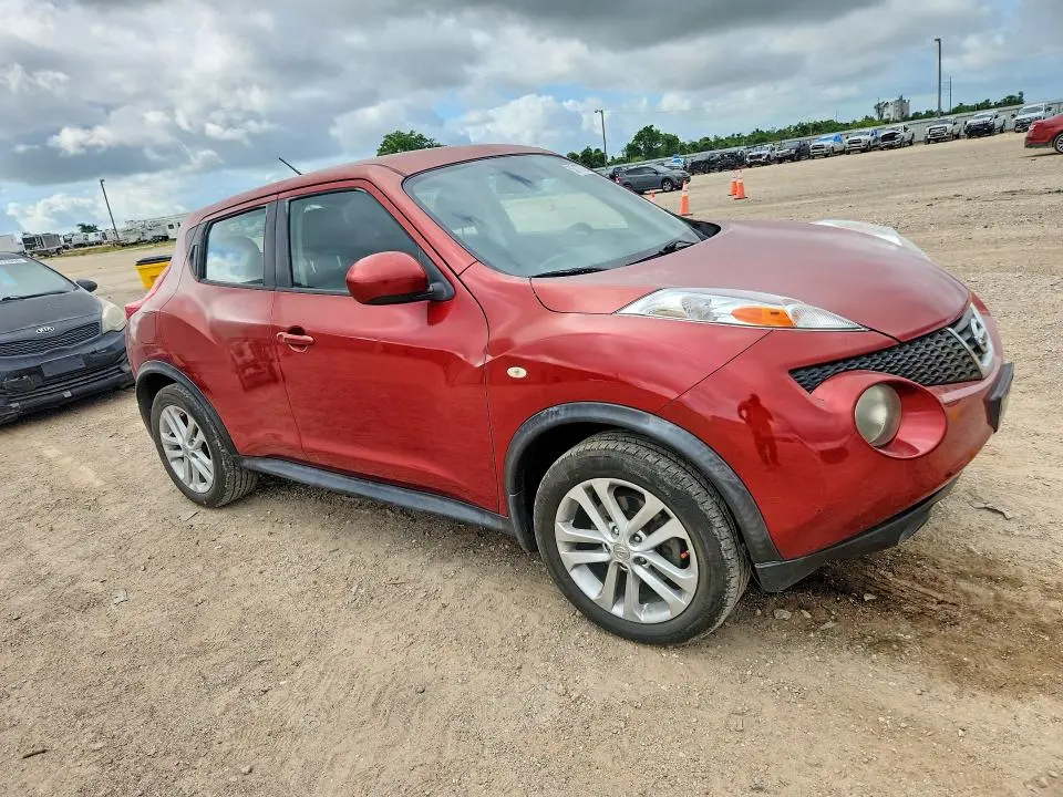 2011 NISSAN JUKE   