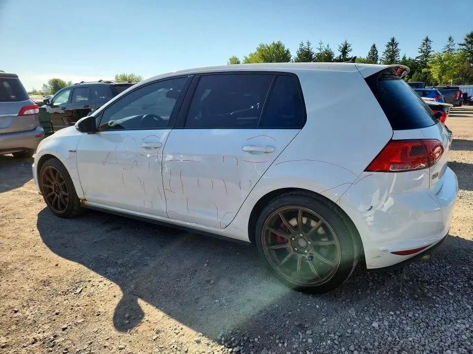 2015 VOLKSWAGEN GTI   