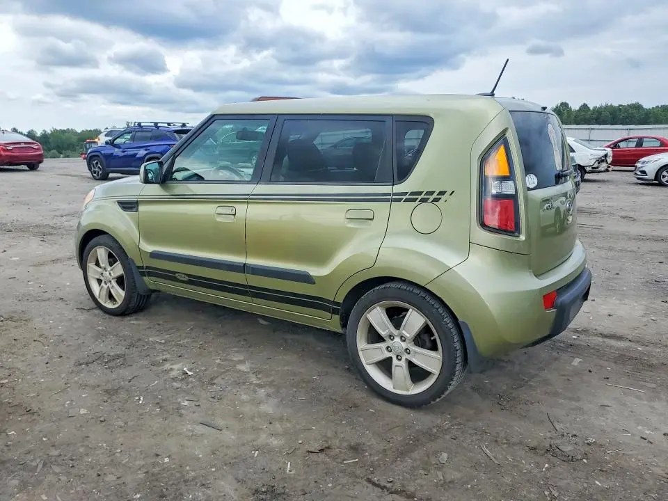 2010 KIA SOUL +  
