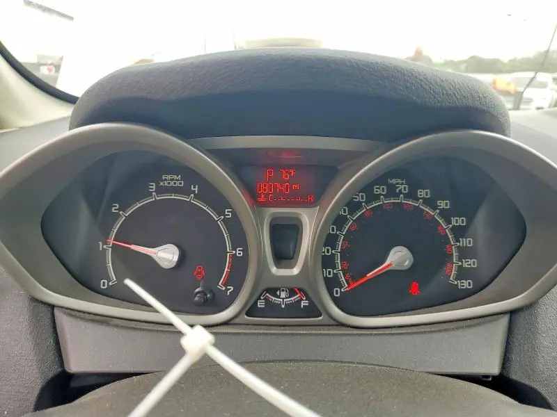 2013 FORD FIESTA SE  