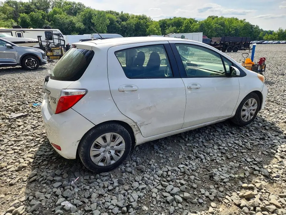 2013 TOYOTA YARIS 5-DOOR LE  