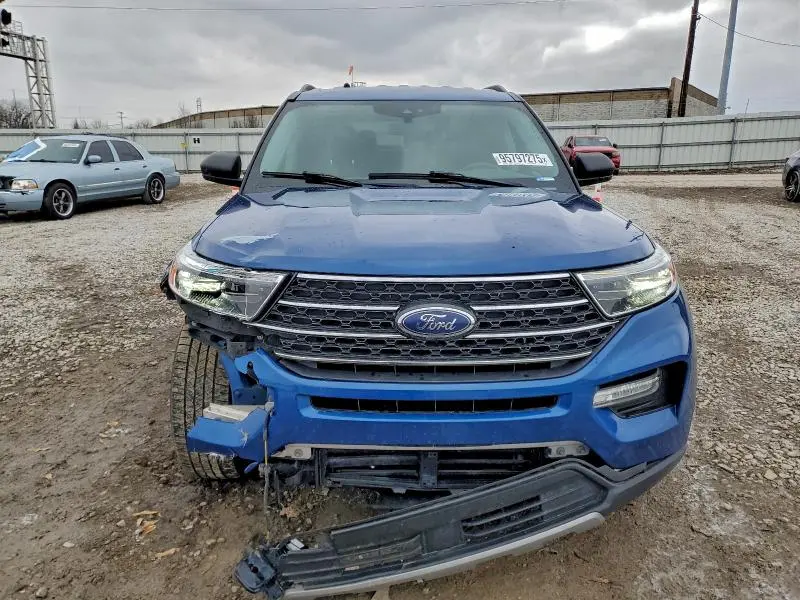 2021 FORD EXPLORER XLT  