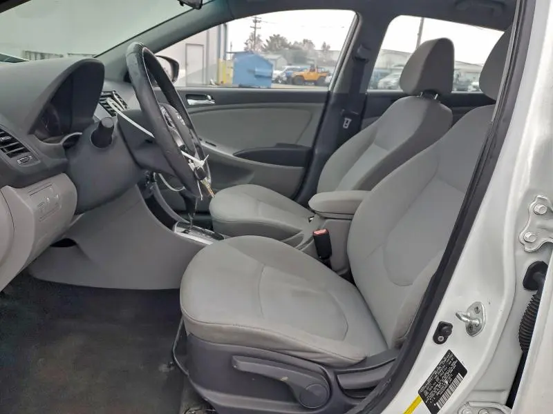 2012 HYUNDAI ACCENT GLS  