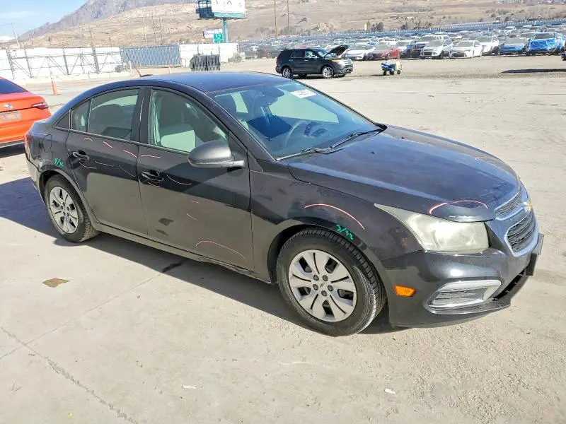 2015 CHEVROLET CRUZE LS  