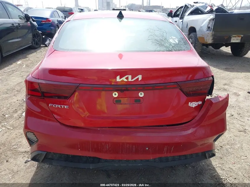 2023 KIA FORTE LXS