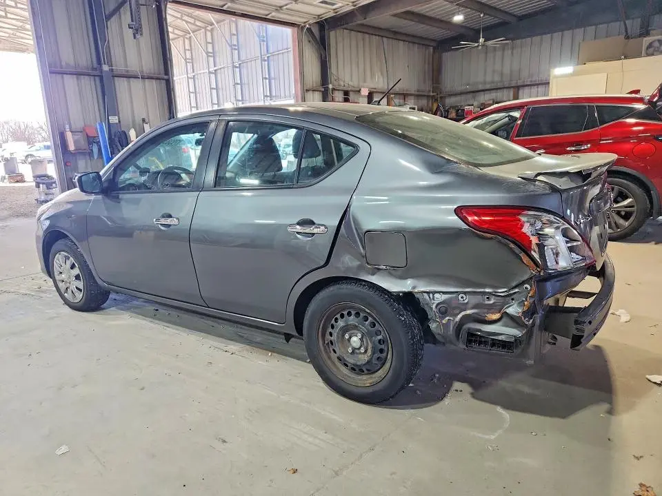 2018 NISSAN VERSA SV  