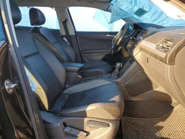 2018 VOLKSWAGEN TIGUAN SE  