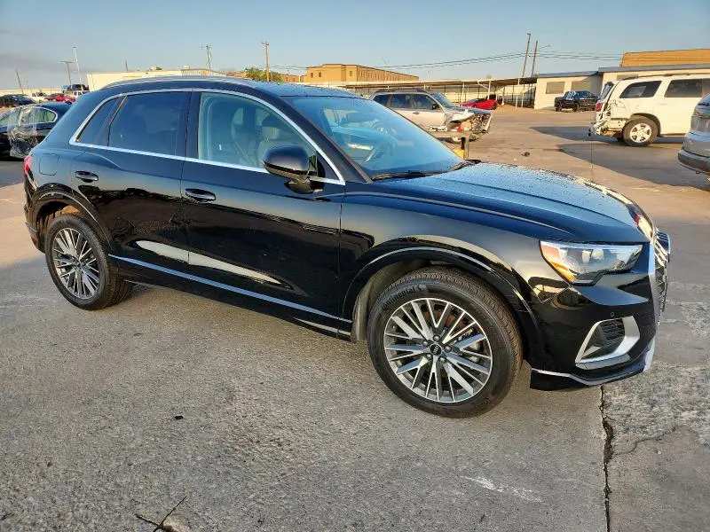 2021 AUDI Q3 PREMIUM 40  