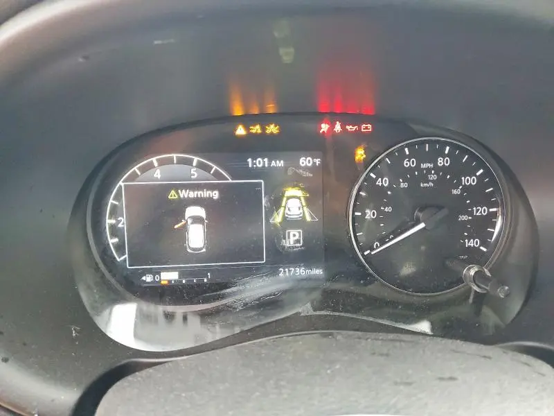 2024 NISSAN KICKS SR  