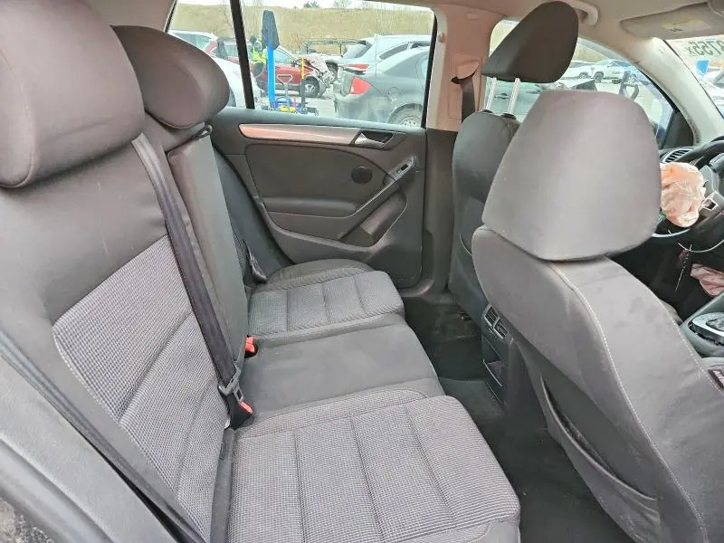 2014 VOLKSWAGEN GOLF   