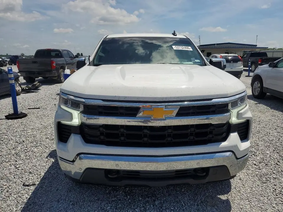 2026 CHEVROLET SILVERADO K1500 LT  