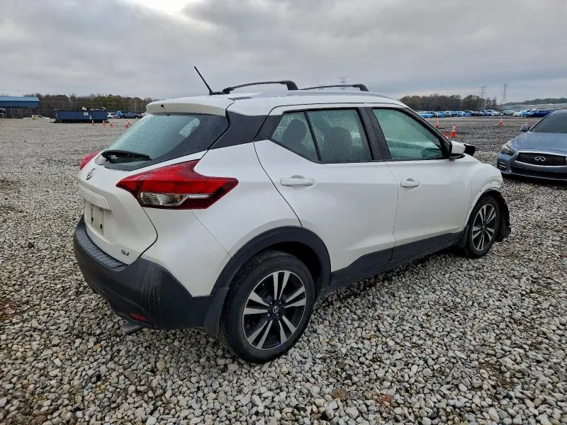 2019 NISSAN KICKS S  