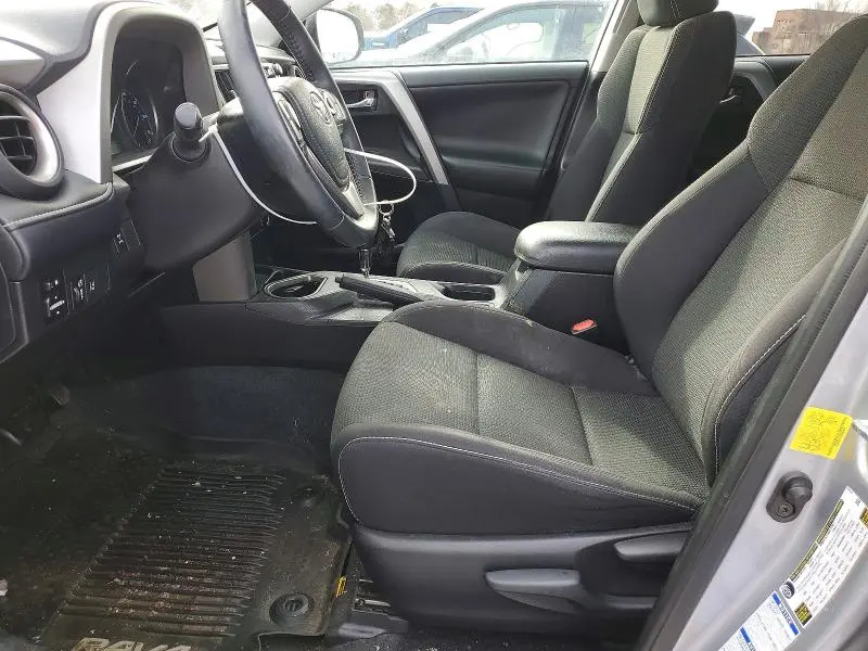 2017 TOYOTA RAV4 XLE  