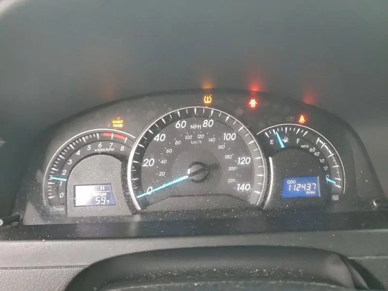 2012 TOYOTA CAMRY BASE  