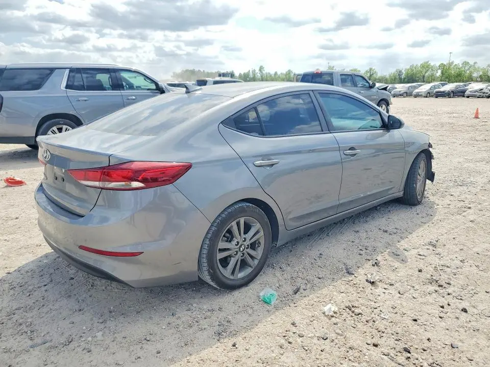 2018 HYUNDAI ELANTRA SEL  
