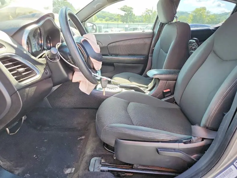 2012 DODGE AVENGER SE  